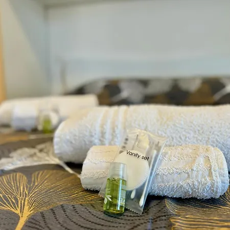 Apartment 82, Attico Leonardo Lido Adriano