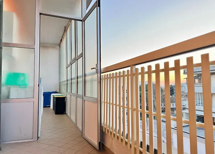 Daire 82, Attico Leonardo Lido Adriano