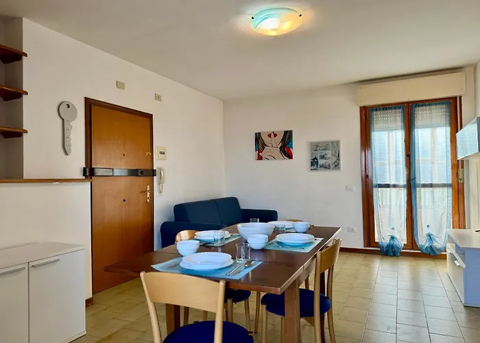 Daire 82, Attico Leonardo