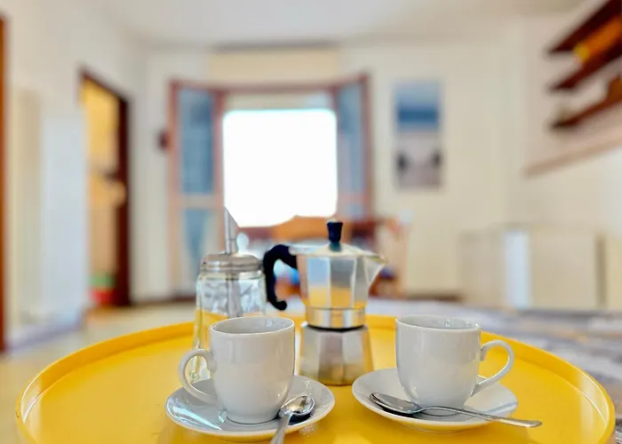 Daire 82, Attico Leonardo Lido Adriano