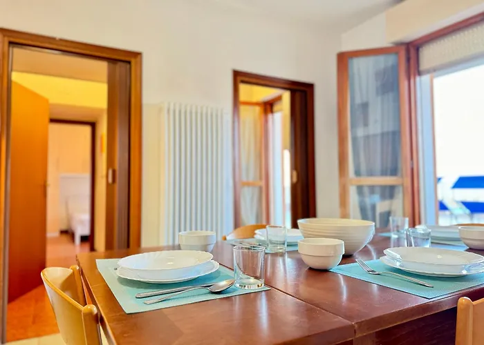 82, Attico Leonardo Daire