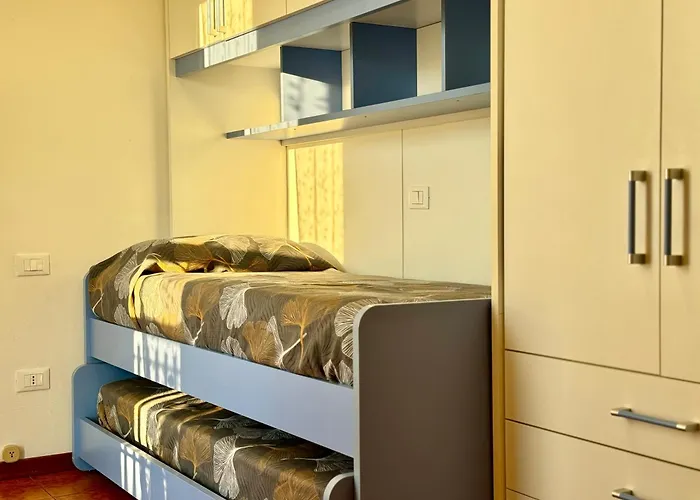 82, Attico Leonardo Daire