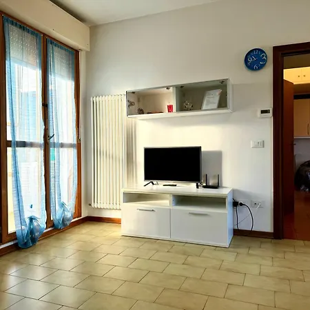 82, Attico Leonardo Апартаменты Лидо-Адриано