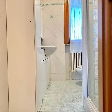 82, Attico Leonardo Lido Adriano