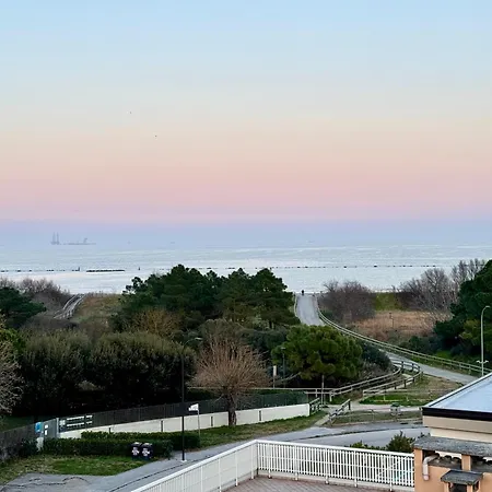 Apartamento 82, Attico Leonardo