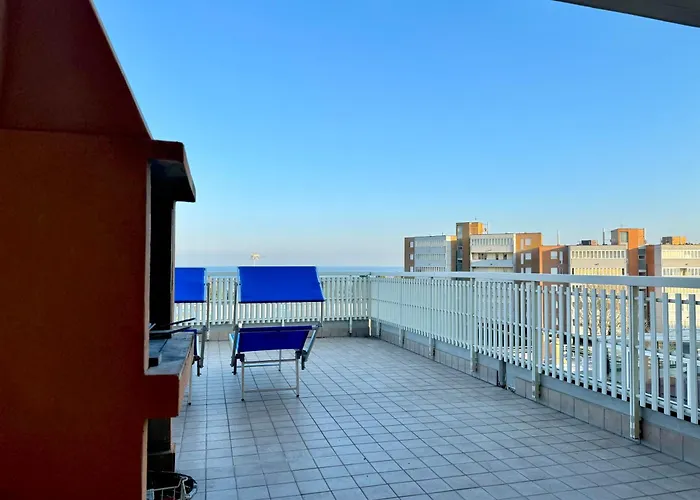 Daire 82, Attico Leonardo Lido Adriano