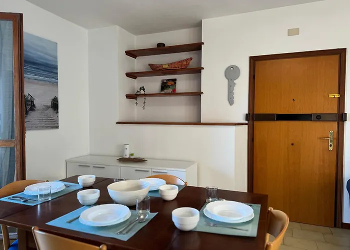 82, Attico Leonardo *