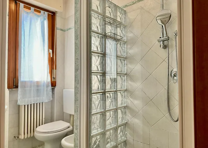 82, Attico Leonardo * Lido Adriano