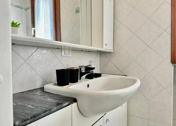 82, Attico Leonardo Daire