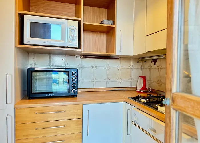 Διαμέρισμα 82, Attico Leonardo *