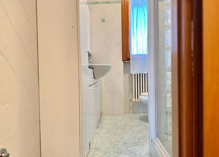 82, Attico Leonardo Lido Adriano