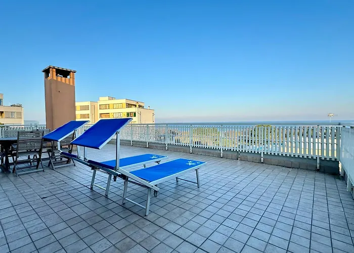 Daire 82, Attico Leonardo *