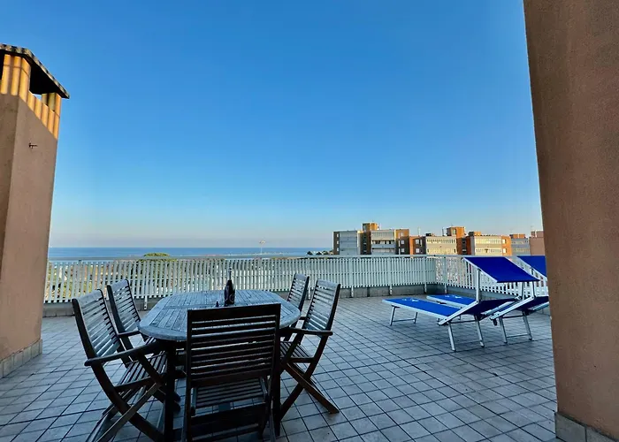 Daire 82, Attico Leonardo *